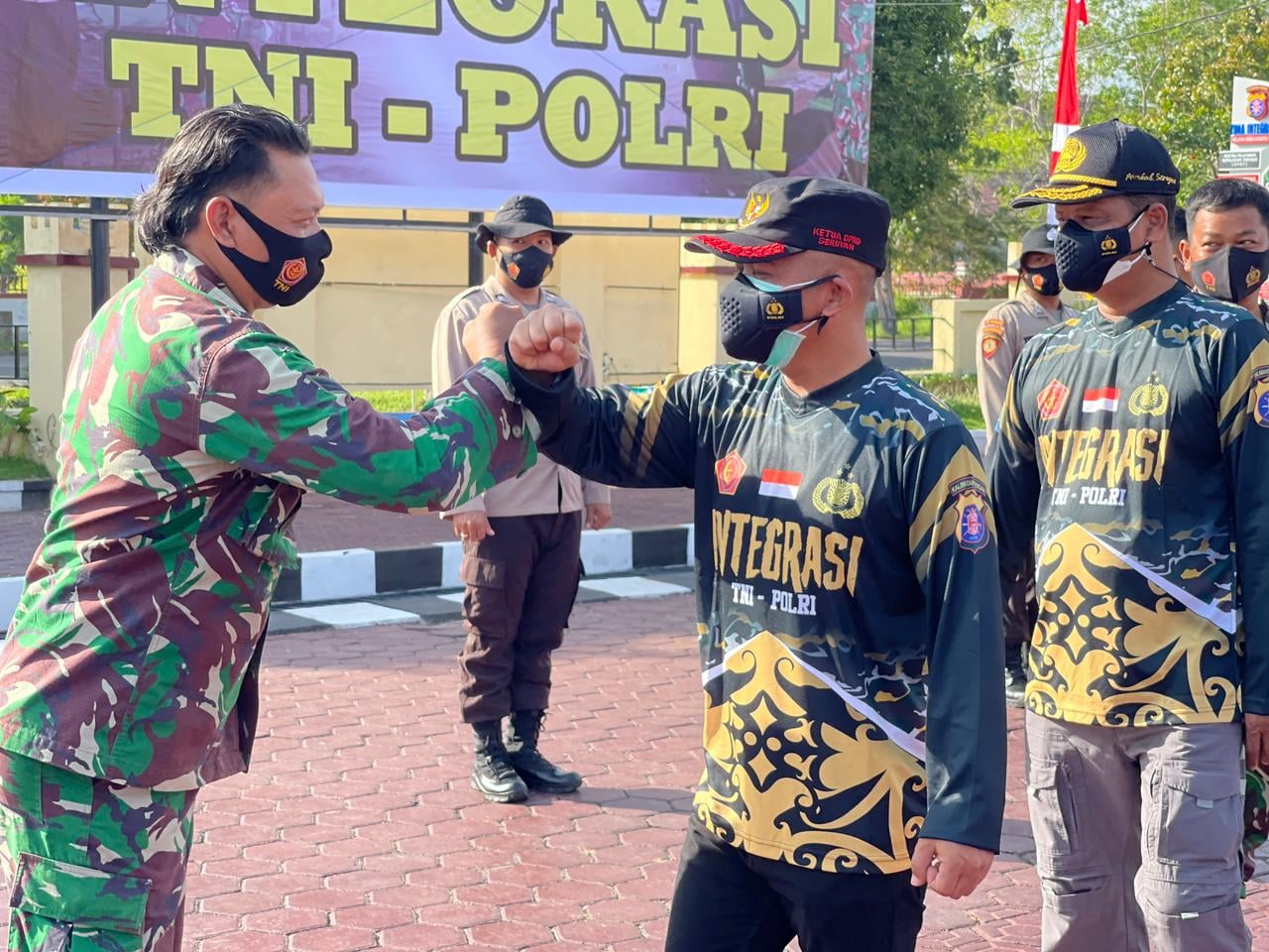 Integrasi TNI-Polri Ciptakan Rasa Aman Masyarakat | Seruyannews.com