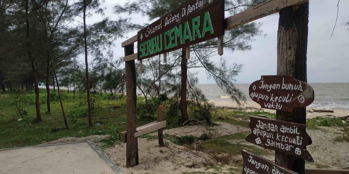 11 Des 2022 - Foto Berita Pariwisata Pantai Seribu Cemara