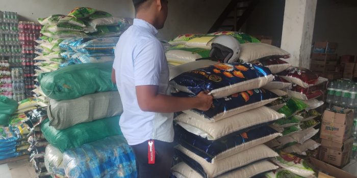 FOTO 4 - CEK SEMBAKO PASKA IDUL FITRI