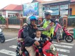 FOTO 4 - KLIK HELM