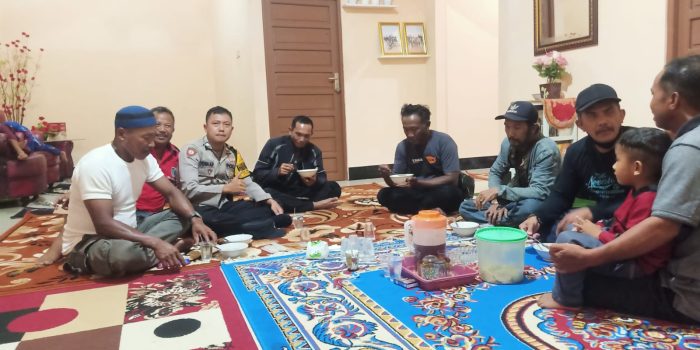FOTO 5 - SAMBANG WARGA MALAM HARI