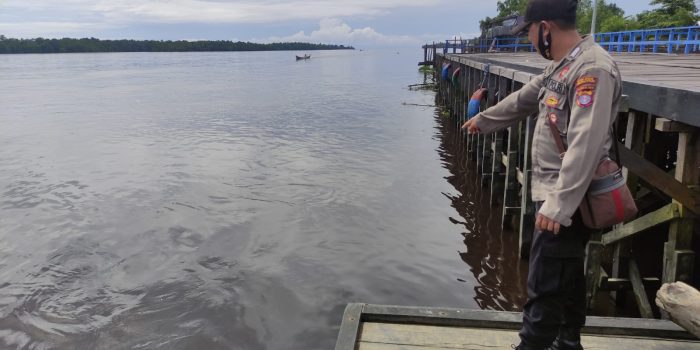 FOTO 13 - CEK DEBIT SUNGAI