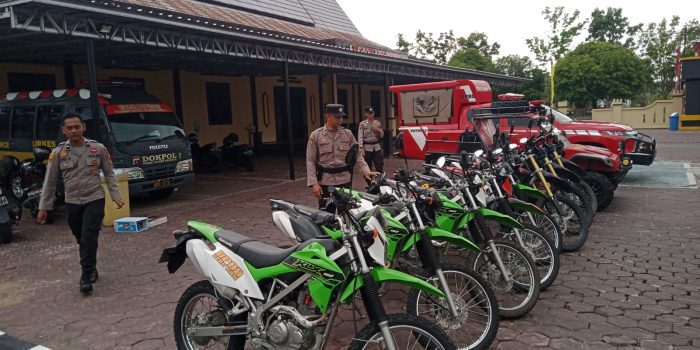 FOTO 16 - CEK KENDARAAN DINAS