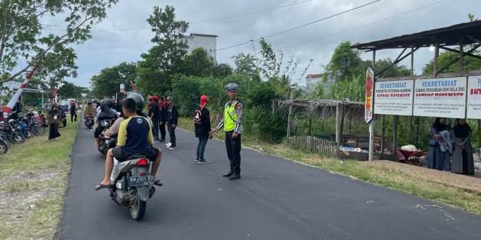 FOTO 4 - PENGAWALAN PAWAI OLEH POLRES SERUYAN