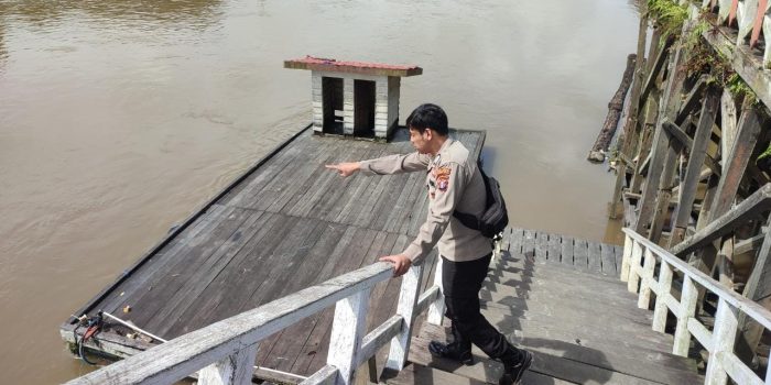 FOTO 9 - CEK DEBIT SUNGAI