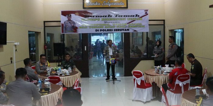 sambutan