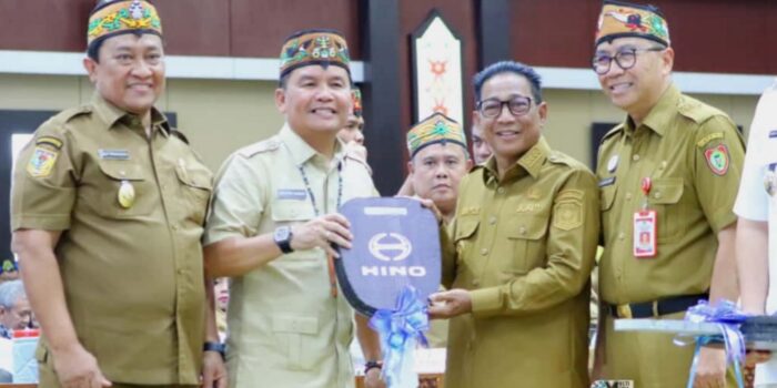 Mobil sampah 21